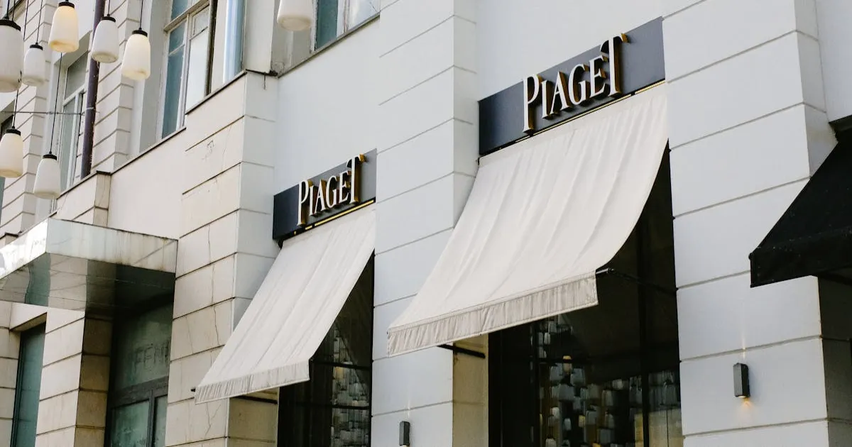 ヨーロッパ風の高級ジュエリーブティック外観